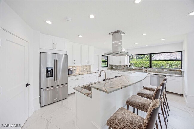 Building Photo - 4455 Gordon Dr