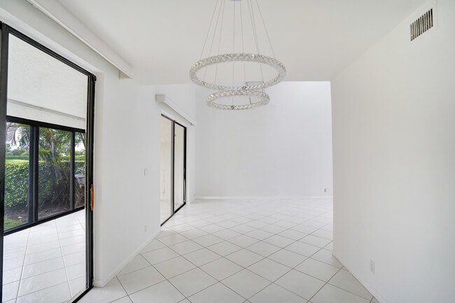 Building Photo - 7714 La Mirada Dr