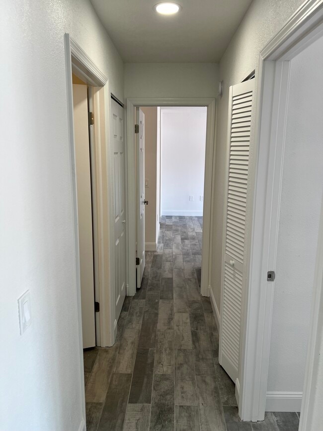 Building Photo - 4609 Ashley Dr