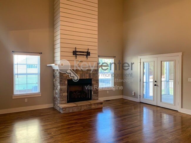 Building Photo - 6160 Tuscany Pl