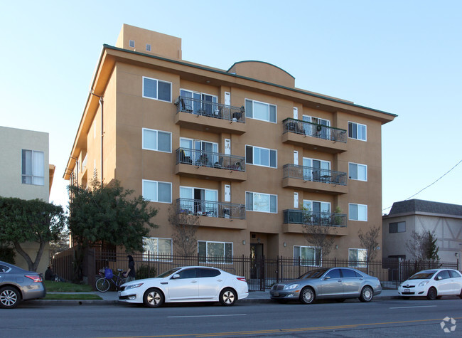 Primary Photo - 6941 Coldwater Canyon Ave