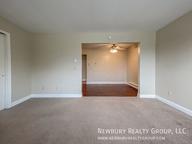 Building Photo - 1 Sunbury Estates