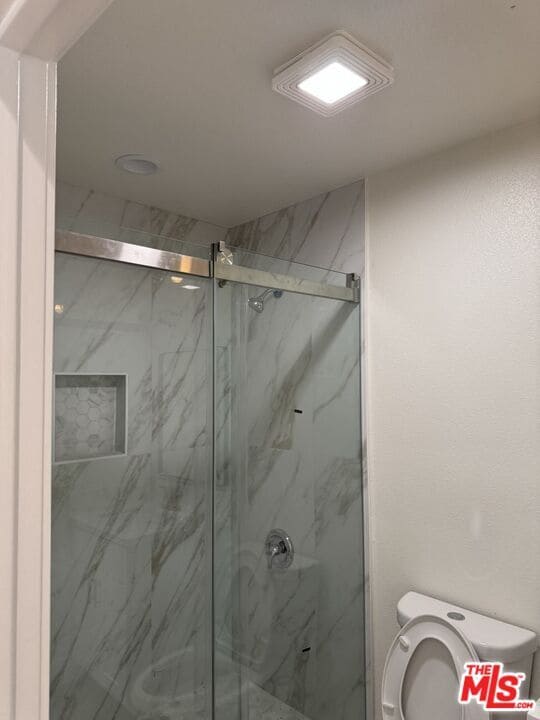 Building Photo - 4608 Whispering Woods Ct
