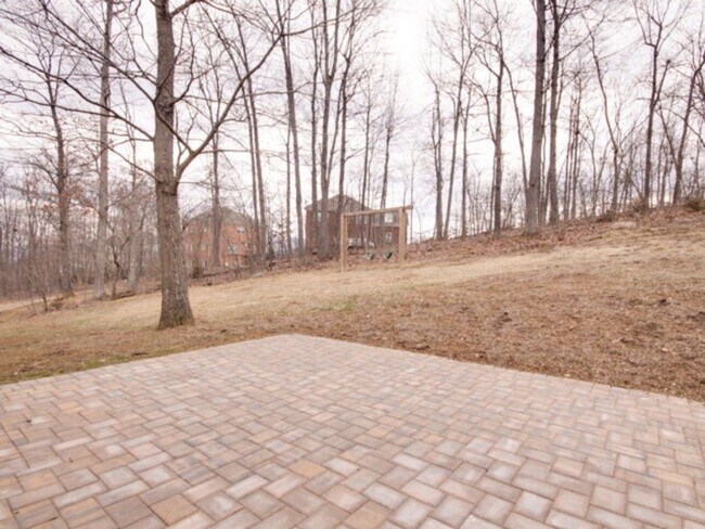 Building Photo - Brick Single Family Home in Battlefield Estates