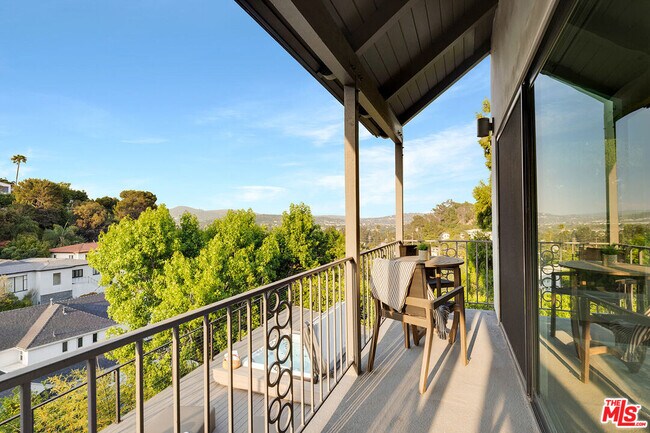 Building Photo - 3360 Ley Dr