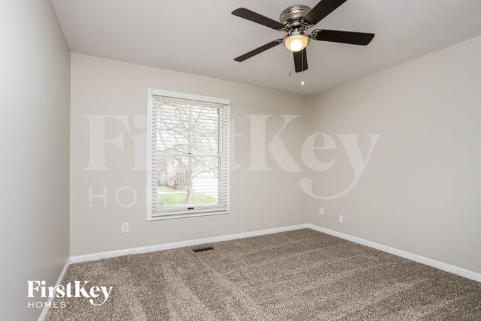 Building Photo - 16342 Peppermill Dr