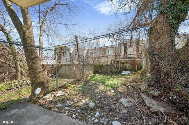 Building Photo - 40 Reger St