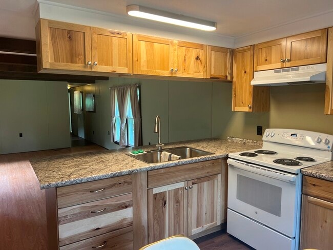 Building Photo - 8297 PA-120