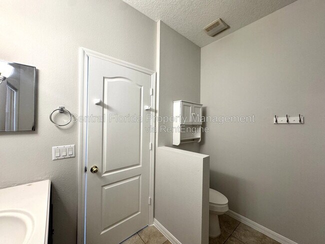 Building Photo - 11273 Moonshine Creek Cir