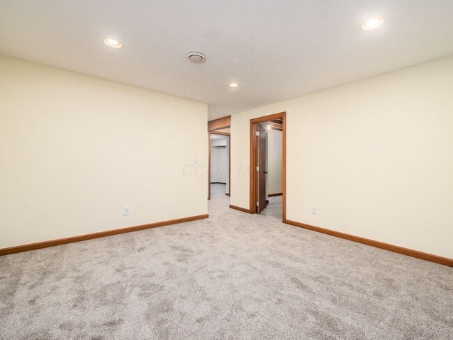 Building Photo - 532 Radcliff Dr