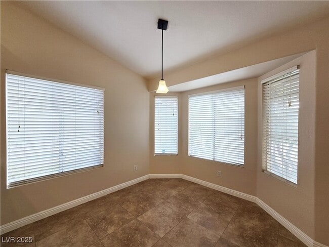 Building Photo - 1825 Lyell Canyon Ln
