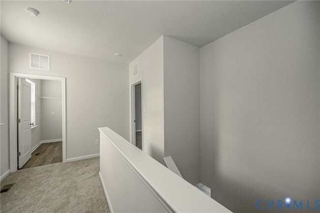 Building Photo - 6467 Fennec Run