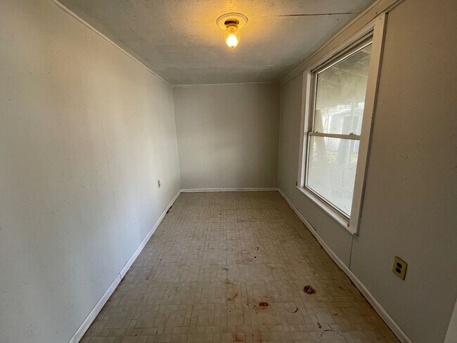 Building Photo - Mebane