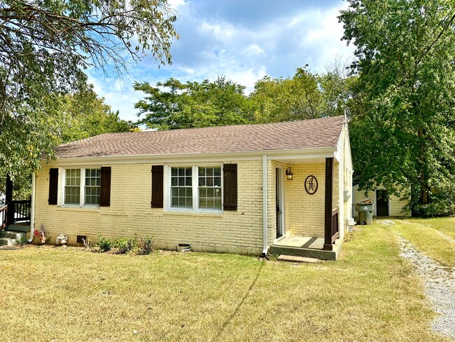 Primary Photo - 1715 Luton St