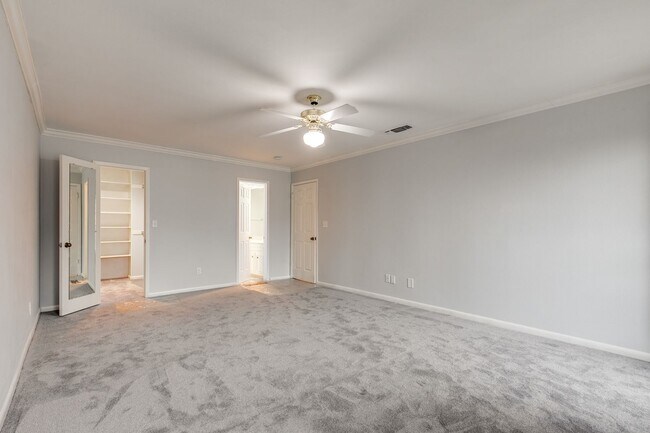 Building Photo - 2-BEDROOM, 2-BATHROOM CONDOMINIUM AT FARMINGTON COMMONS