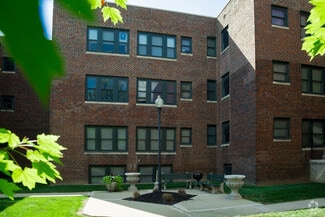 Building Photo - Utomin Apartments