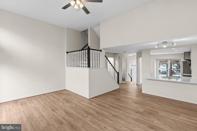 Building Photo - 13920 Baton Rouge Ct