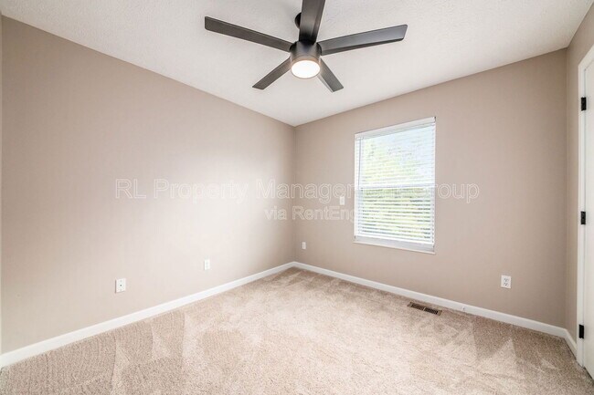 Building Photo - 2940 Wynridge Dr