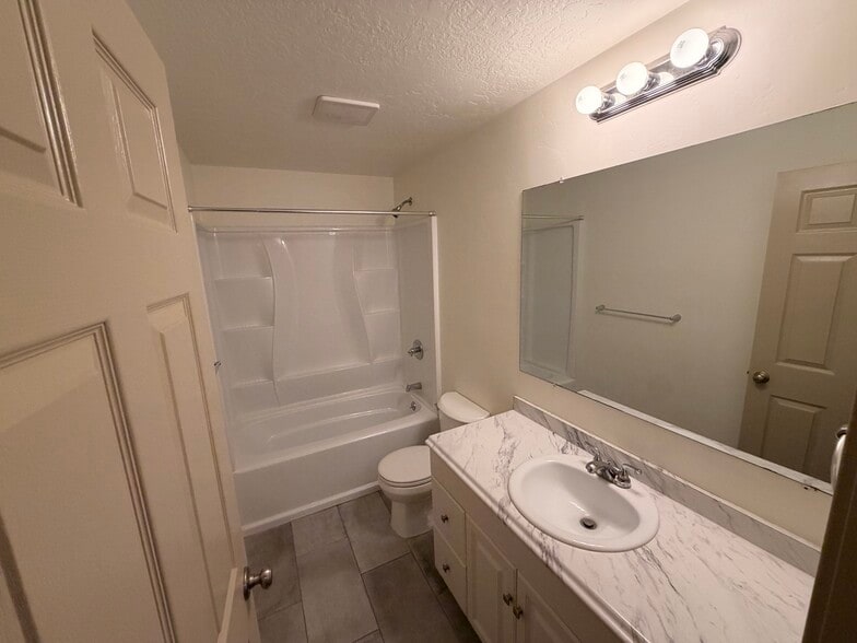 Building Photo - 7092 W Jayson Bend Dr