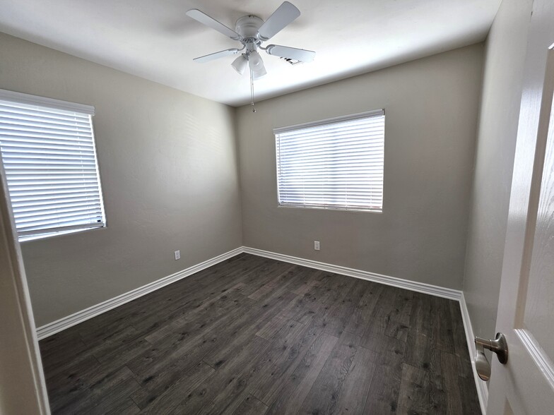 Building Photo - 2404 Morningside St