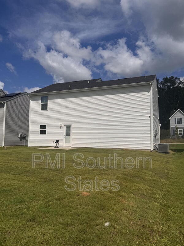 Building Photo - 926 Shakespeare Dr