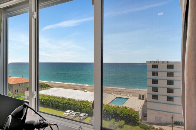 Building Photo - 911 Ocean Dr