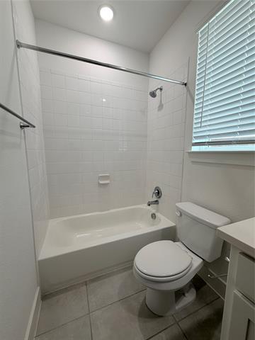 Building Photo - 1404 Pintail Pl