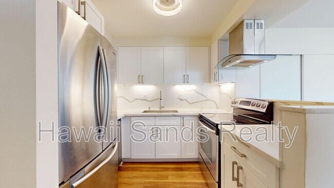 Building Photo - 430 Keoniana St