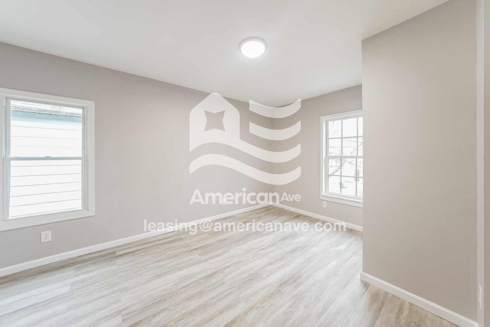 Building Photo - 593 Emerson St