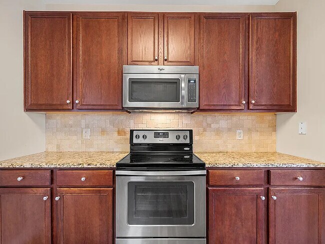Building Photo - Build Equity While Leasing - Lease to Own