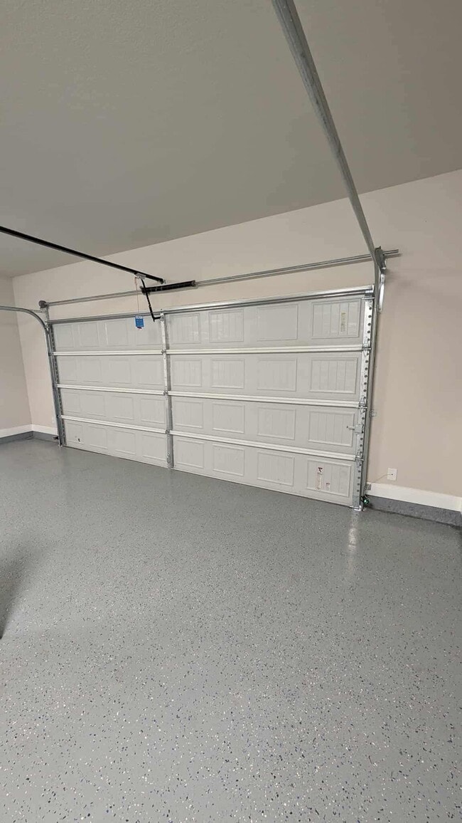 Building Photo - 110 Manana Ct