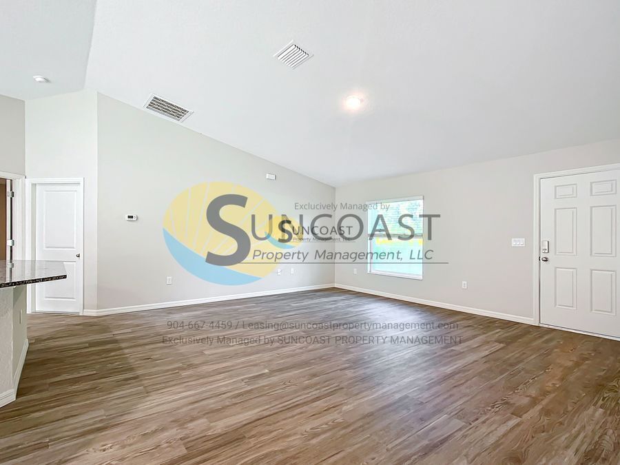 Building Photo - 9473 N Athenia Dr