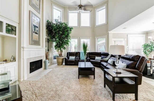 Building Photo - 2107 Pitching Wedge Ct