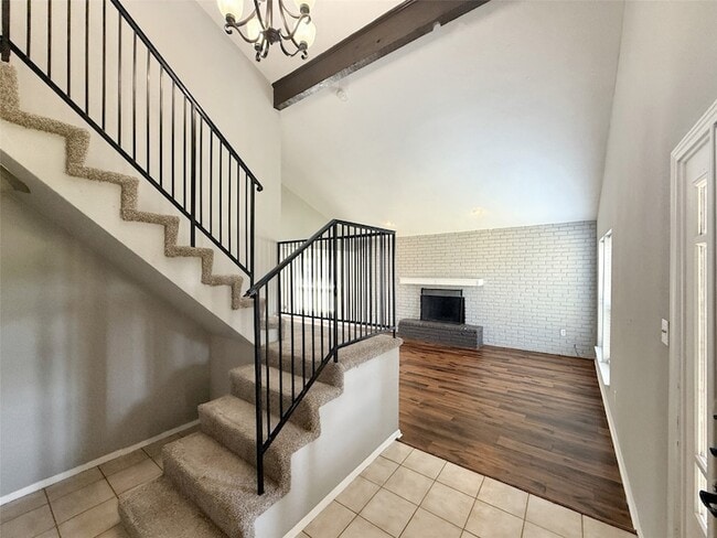 Building Photo - 405 Peninsula Dr
