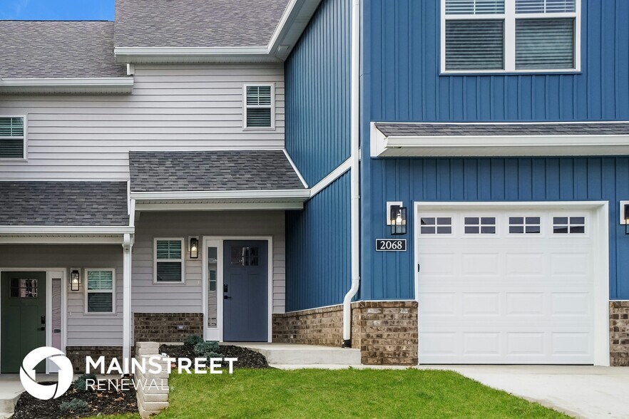 Building Photo - 2068 N Sarah Dr