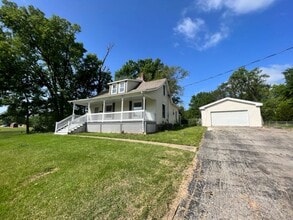 Building Photo - 3 BR 2 BA Ranch in Troy, MO