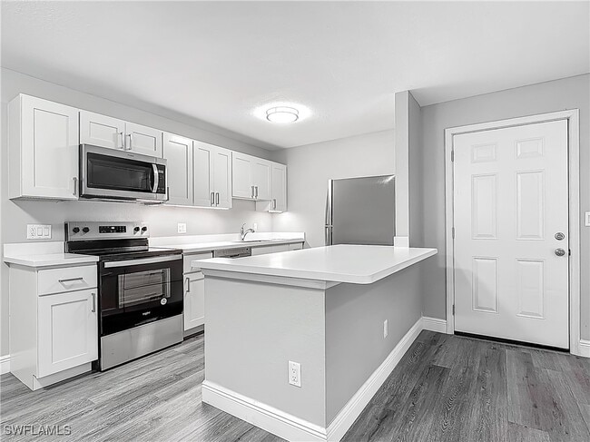 Building Photo - 17426 Birchwood Ln