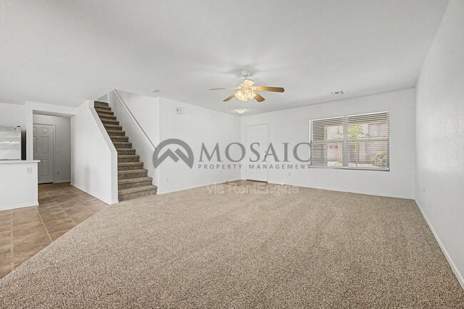 Building Photo - 2232 E Spruce Dr