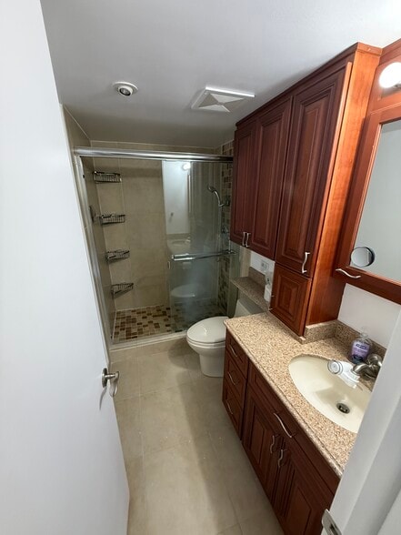 Building Photo - 9823 SW 93rd Ter