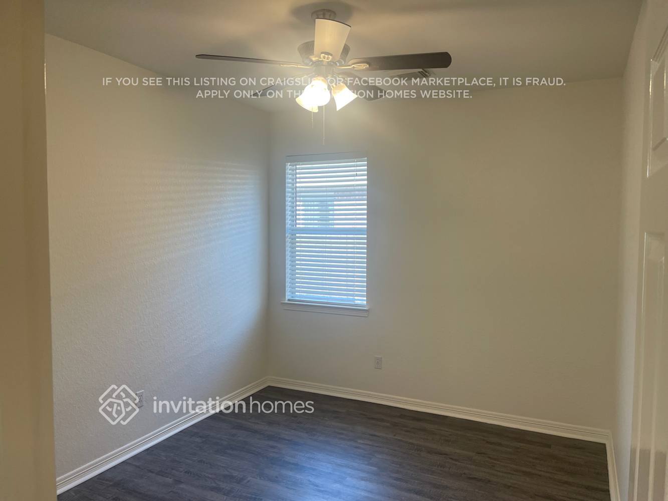 Building Photo - 411 Drake Ln