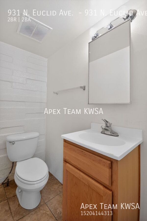 Building Photo - 931 N Euclid Ave