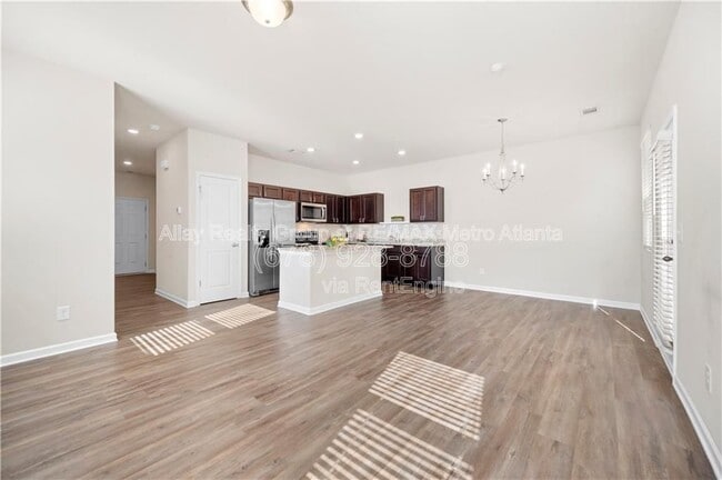 Building Photo - 6448 Mountain Home Way