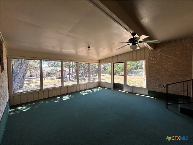 Building Photo - 11 La Mesa Dr