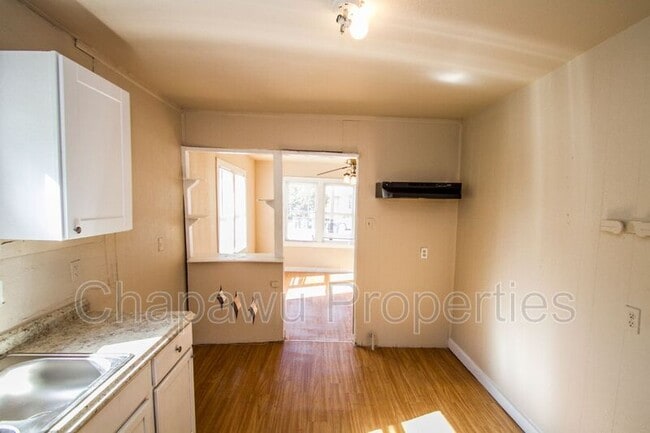 Building Photo - 414 Rotary