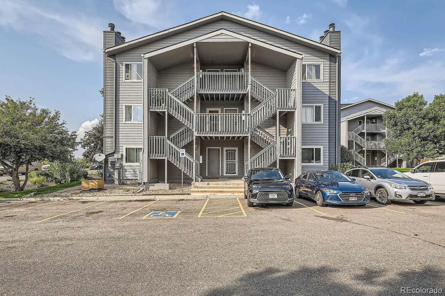 Building Photo - 8100 W Quincy Ave