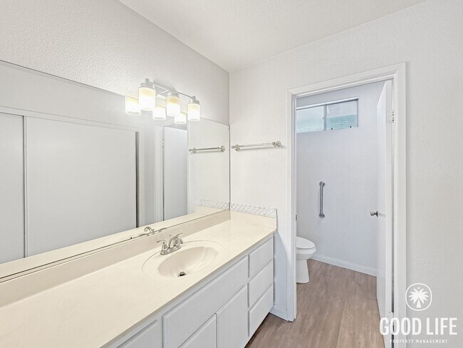 Building Photo - Spacious 5BD/2.5BA Two-Story Home in South San Diego with Large Backyard, Office & Attached Garage