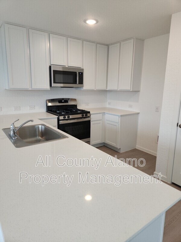 Building Photo - 6616 Dali Bnd