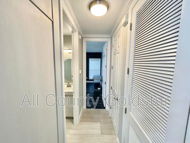 Building Photo - 4254 Flamingo Blvd