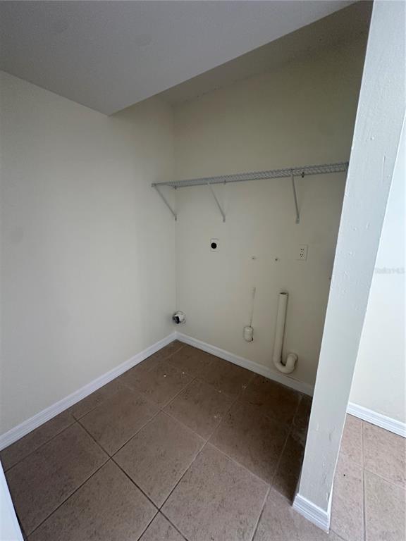 Building Photo - 7405 Willow Wisp Dr E