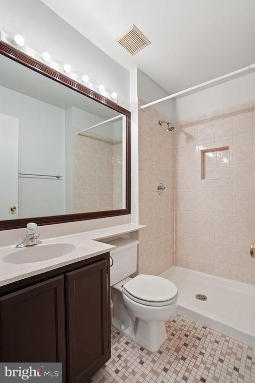 Building Photo - 7923 Pebble Brook Ct